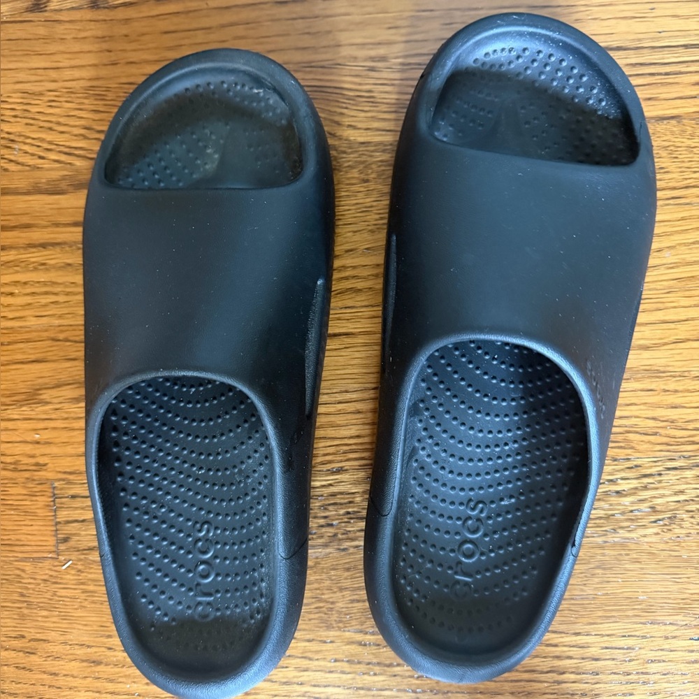 CROCs unisex adult mellow recovery slides
